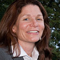 Profile portrait of Lisa Curran 