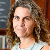 Profile portrait of Marina Rustow