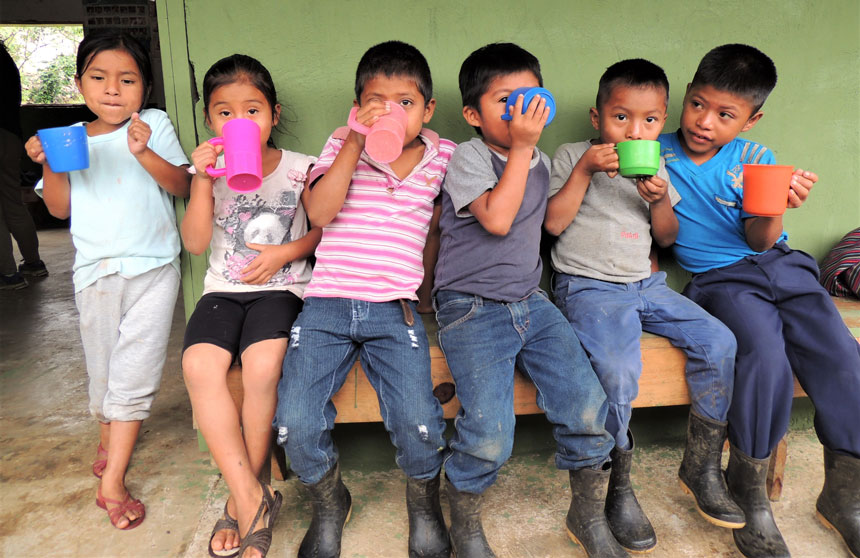 Indigenous-school-children